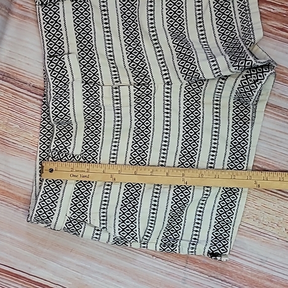 LOFT Riviera print striped shorts - Picture 13 of 13